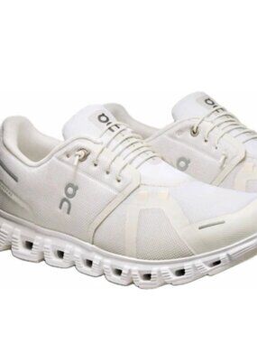 On Running Cloud 6 'All White'